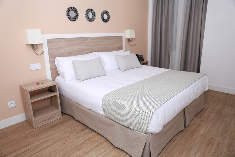 varwwwvhostsaviratodesign comnewpointmadrid com aviratodesign comwp contentuploads jpg